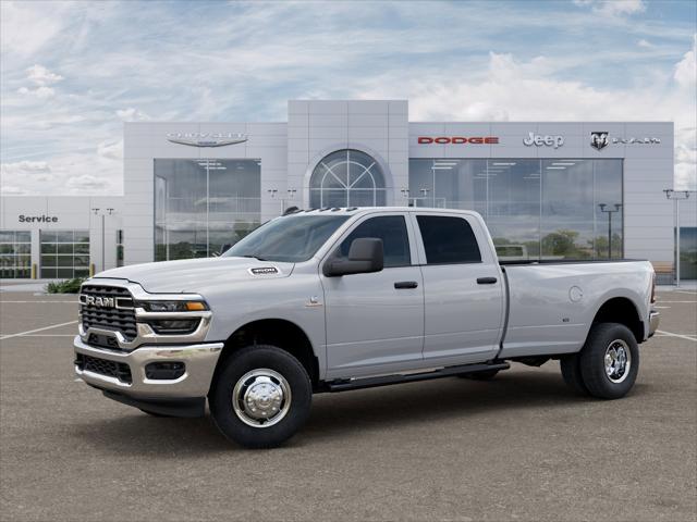 2026 RAM Ram 3500 RAM 3500 TRADESMAN CREW CAB 4X4 8 BOX