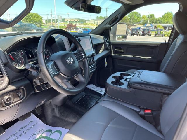 2026 RAM Ram 5500 Chassis Cab RAM 5500 TRADESMAN CHASSIS CREW CAB 4X4 60 CA