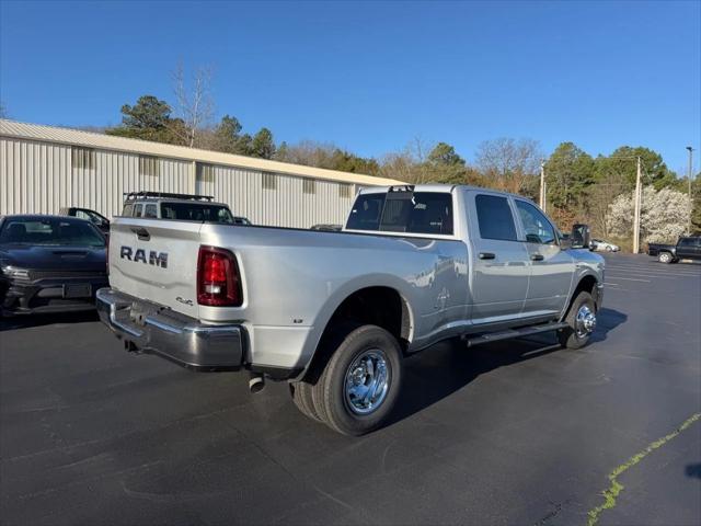 2026 RAM Ram 3500 RAM 3500 TRADESMAN CREW CAB 4X4 8 BOX