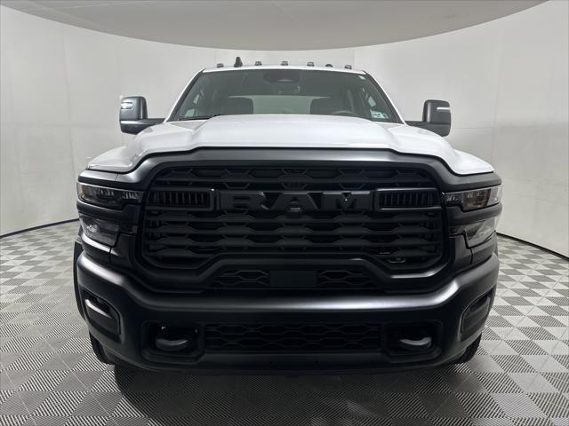 2026 RAM Ram 4500 Chassis Cab RAM 4500 TRADESMAN CHASSIS CREW CAB 4X4 60 CA 2026 RAM Ram 4500 Chassis Cab RAM 4500 TRADESMAN CHASSIS CREW CAB 4X4 60 CA