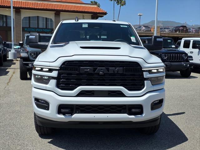 2026 RAM Ram 3500 RAM 3500 LIMITED MEGA CAB 4X4 64 BOX