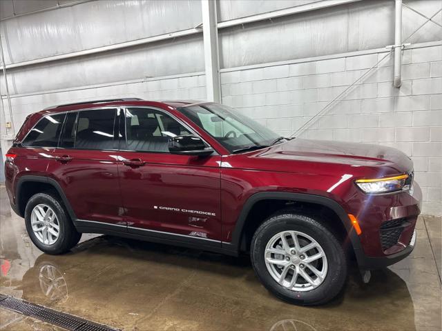 2026 Jeep Grand Cherokee GRAND CHEROKEE LAREDO X 4X4
