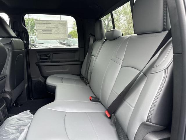 2026 Ram 3500 Tradesman Crew Cab 4x4 8' Box
