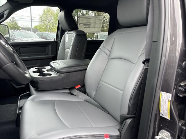 2026 Ram 3500 Tradesman Crew Cab 4x4 8' Box