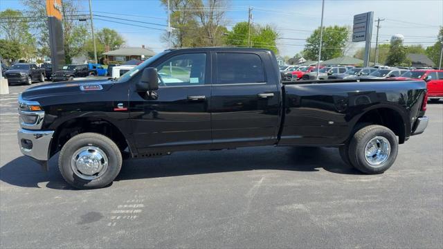 2026 RAM Ram 3500 RAM 3500 TRADESMAN CREW CAB 4X4 8 BOX