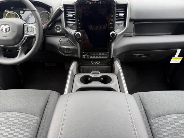 2026 Ram 3500 Big Horn Crew Cab 4x4 8' Box