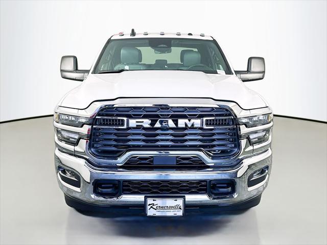 2026 RAM Ram 3500 RAM 3500 TRADESMAN CREW CAB 4X2 8 BOX