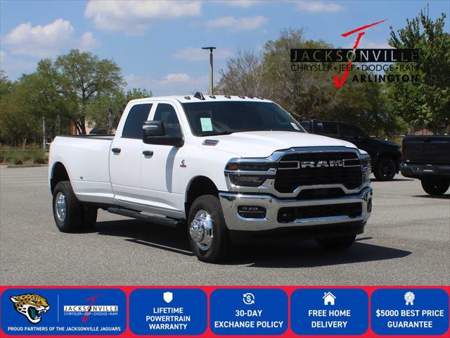 2026 RAM Ram 3500 RAM 3500 TRADESMAN CREW CAB 4X4 8 BOX