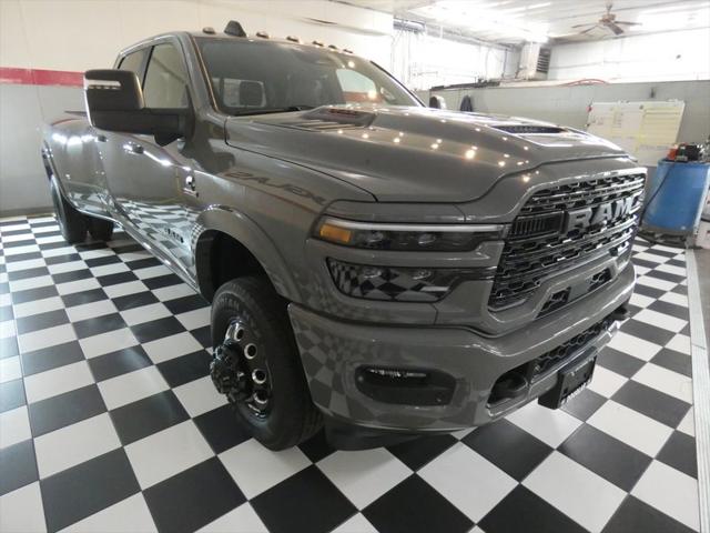 2026 RAM Ram 3500 RAM 3500 LIMITED CREW CAB 4X4 8 BOX