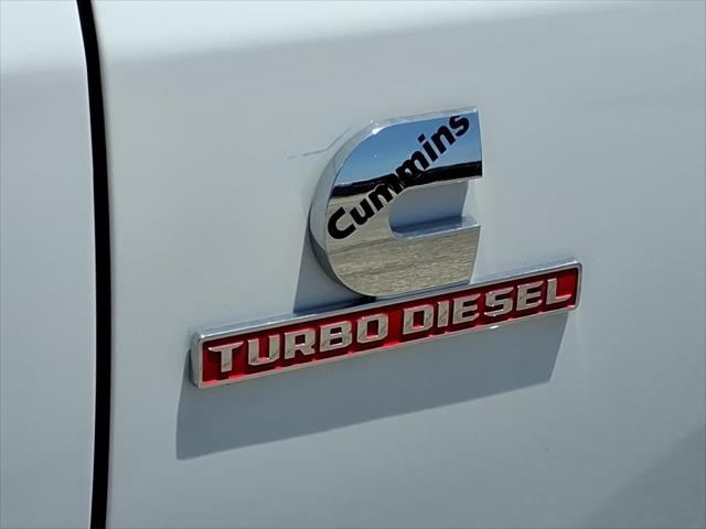 2026 RAM Ram 3500 RAM 3500 TRADESMAN CREW CAB 4X4 8 BOX