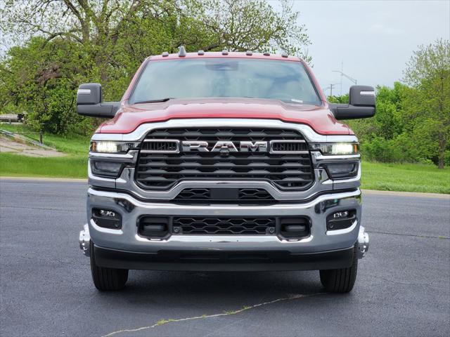 2026 RAM Ram 3500 RAM 3500 TRADESMAN CREW CAB 4X4 8 BOX