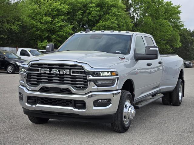 2026 RAM Ram 3500 RAM 3500 TRADESMAN CREW CAB 4X4 8 BOX