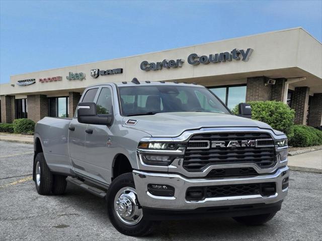2026 RAM Ram 3500 RAM 3500 TRADESMAN CREW CAB 4X4 8 BOX