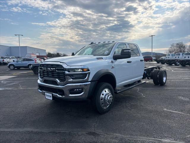 2026 RAM Ram 5500 Chassis Cab RAM 5500 TRADESMAN CHASSIS CREW CAB 4X4 84 CA