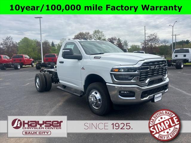 2026 RAM Ram 3500 Chassis Cab RAM 3500 TRADESMAN CHASSIS REGULAR CAB 4X4 60 CA 2026 RAM Ram 3500 Chassis Cab RAM 3500 TRADESMAN CHASSIS REGULAR CAB 4X4 60 CA