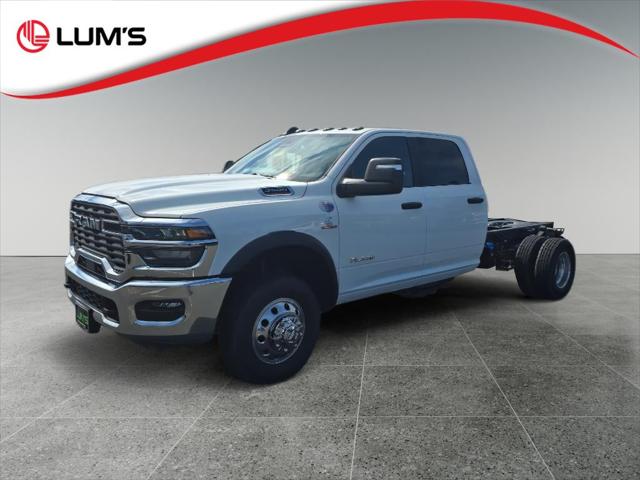 2026 RAM 3500 Chassis RAM 3500 BIG HORN CREW CAB CHASSIS 4X4 60 CA