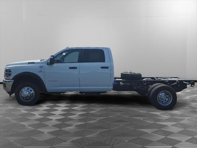 2026 RAM 3500 Chassis RAM 3500 BIG HORN CREW CAB CHASSIS 4X4 60 CA