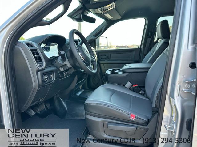 2026 Ram 3500 Tradesman Crew Cab 4x4 8' Box
