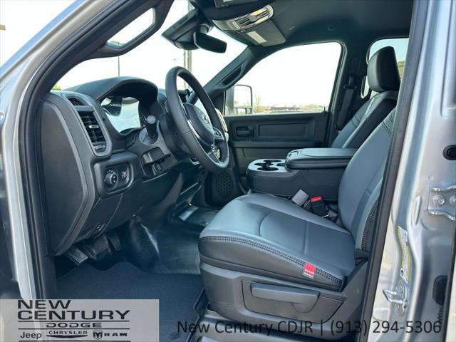 2026 Ram 3500 Tradesman Crew Cab 4x4 8' Box