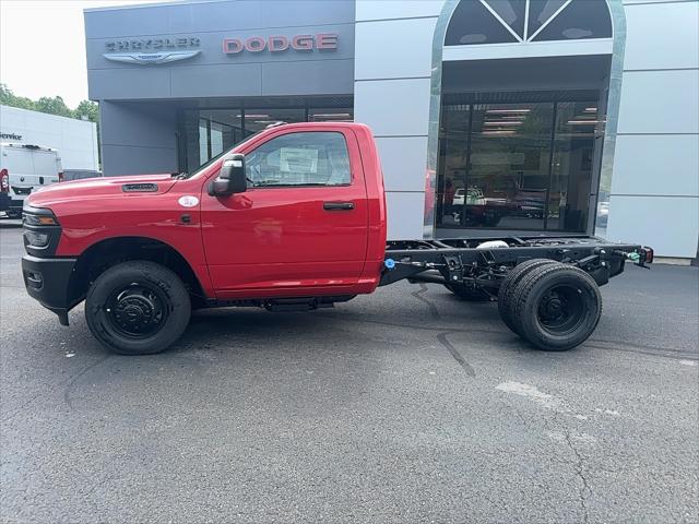 2026 RAM Ram 3500 Chassis Cab RAM 3500 TRADESMAN CHASSIS REGULAR CAB 4X4 60 CA 2026 RAM Ram 3500 Chassis Cab RAM 3500 TRADESMAN CHASSIS REGULAR CAB 4X4 60 CA