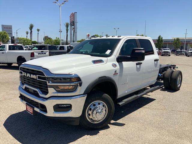 2026 RAM 3500 Chassis RAM 3500 BIG HORN CREW CAB CHASSIS 4X4 60 CA