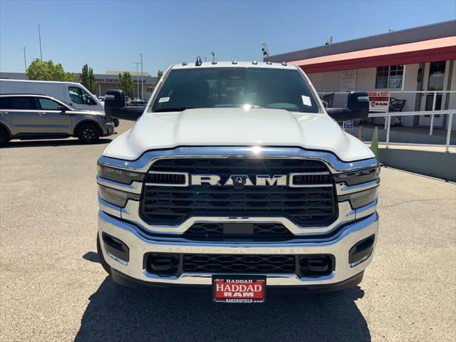 2026 RAM 3500 Chassis RAM 3500 BIG HORN CREW CAB CHASSIS 4X4 60 CA