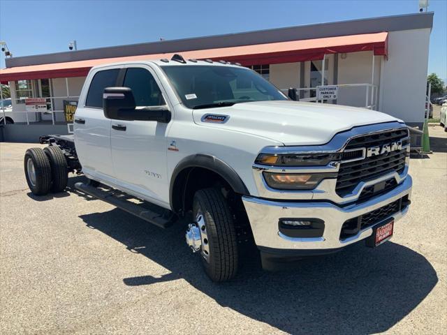 2026 RAM 3500 Chassis RAM 3500 BIG HORN CREW CAB CHASSIS 4X4 60 CA