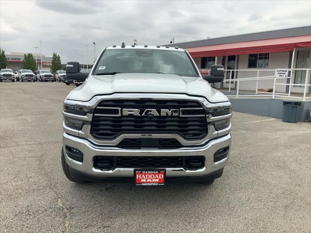 2026 RAM Ram 3500 Chassis Cab RAM 3500 TRADESMAN CREW CAB CHASSIS 4X4 60 CA 2026 RAM Ram 3500 Chassis Cab RAM 3500 TRADESMAN CREW CAB CHASSIS 4X4 60 CA