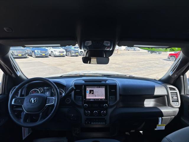 2026 RAM Ram 3500 Chassis Cab RAM 3500 TRADESMAN CREW CAB CHASSIS 4X4 60 CA