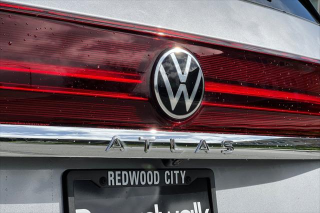 2026 Volkswagen Atlas SE with Technology