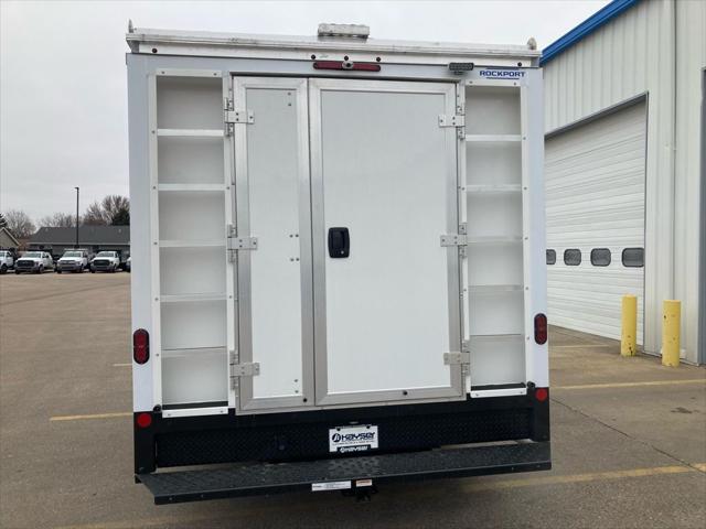 2026 GMC Savana Cutaway 4500 Van
