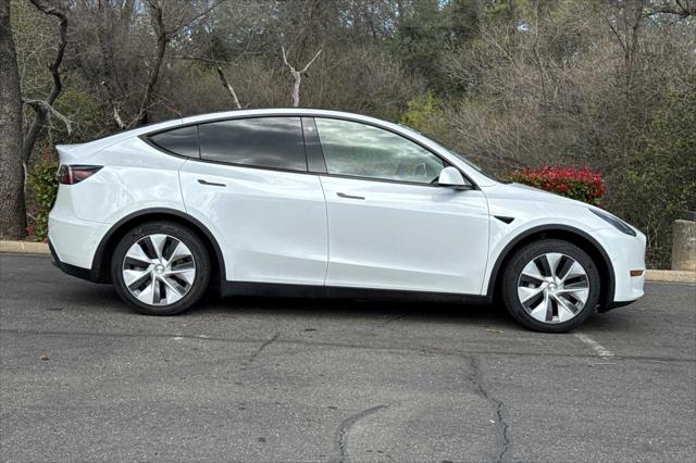 2021 Tesla Model Y Standard Range Rear-Wheel Drive