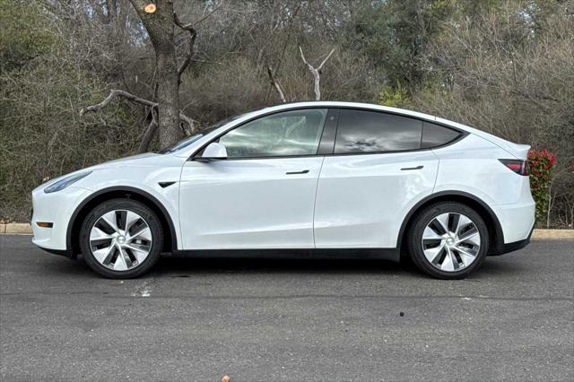 2021 Tesla Model Y Standard Range Rear-Wheel Drive