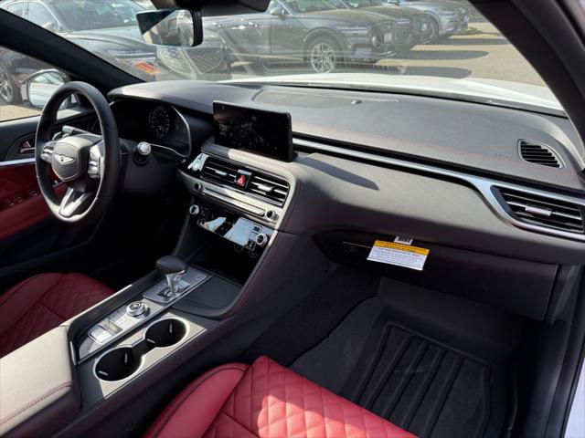 2025 Genesis G70 3.3T AWD Sport Advanced