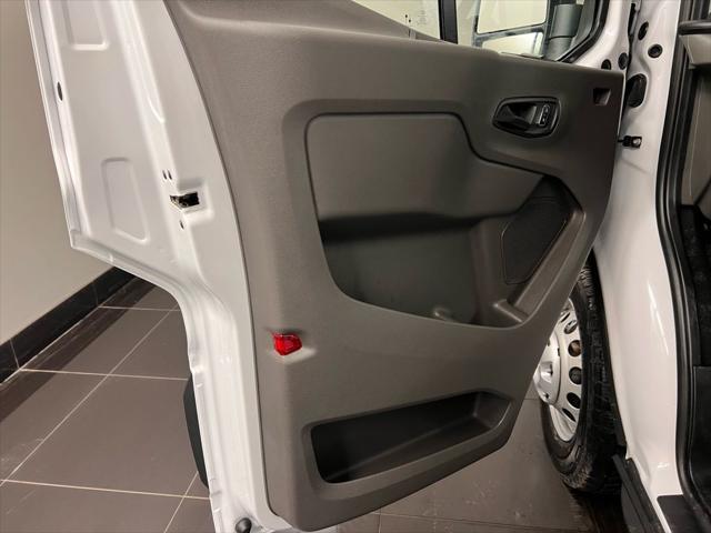 2026 Ford Transit Cutaway Base
