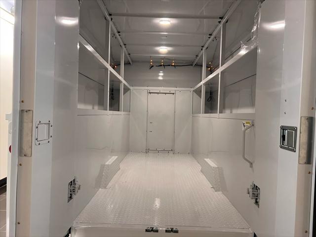 2026 Ford Transit Cutaway Base