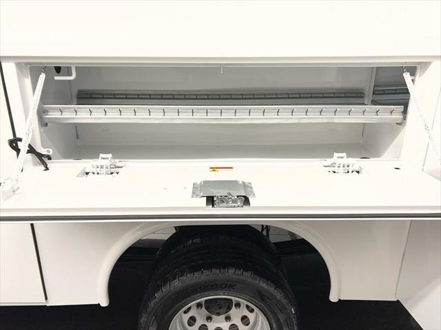 2026 Ford Transit Cutaway Base
