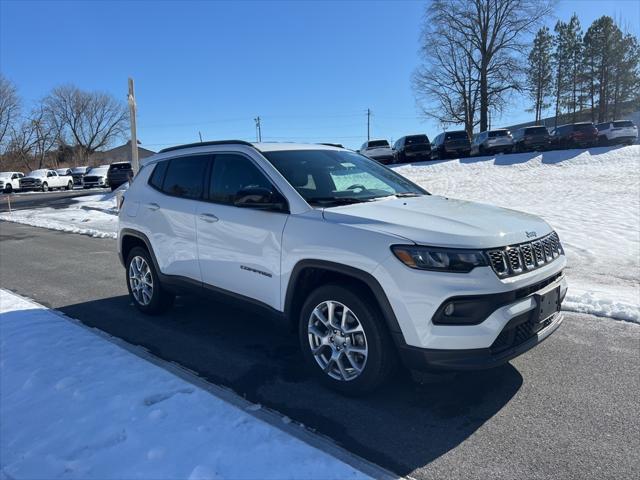 2024 Jeep Compass Latitude Lux FWD 2024 Jeep Compass Latitude Lux FWD