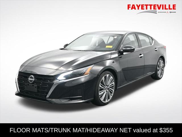 2023 Nissan Altima SL FWD