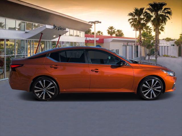 2021 Nissan Altima SR FWD