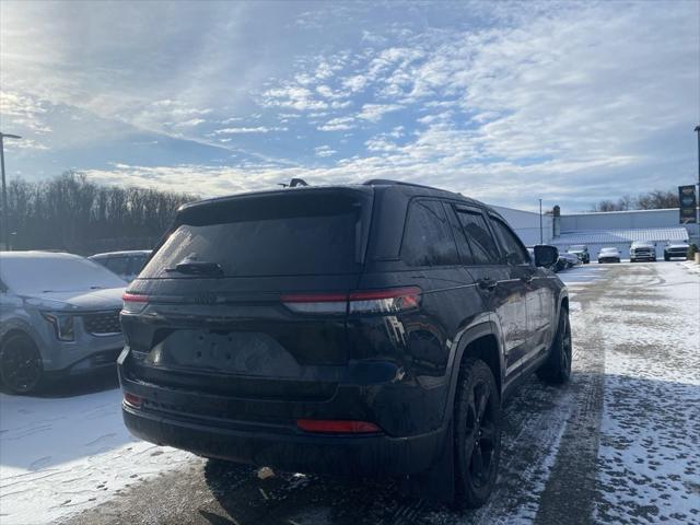 2023 Jeep Grand Cherokee Altitude 4x4