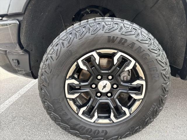 2024 Chevrolet Silverado 1500 4WD Crew Cab Short Bed ZR2