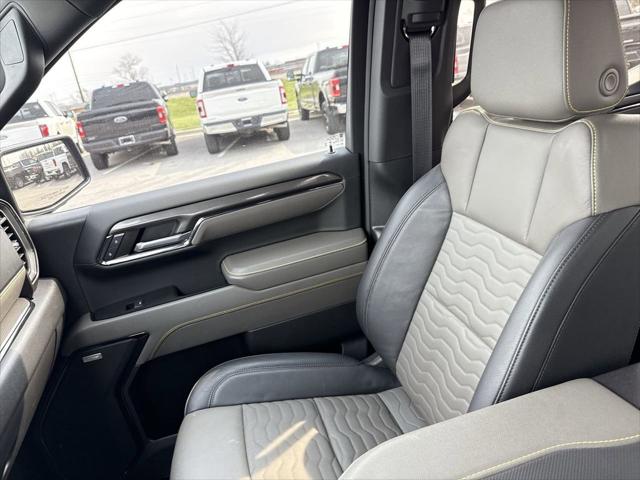 2024 Chevrolet Silverado 1500 4WD Crew Cab Short Bed ZR2