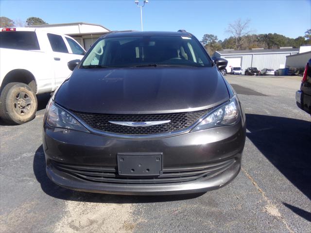 2020 Chrysler Voyager LXI