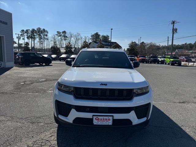 2026 Jeep Grand Cherokee GRAND CHEROKEE LAREDO ALTITUDE 4X4 2026 Jeep Grand Cherokee GRAND CHEROKEE LAREDO ALTITUDE 4X4