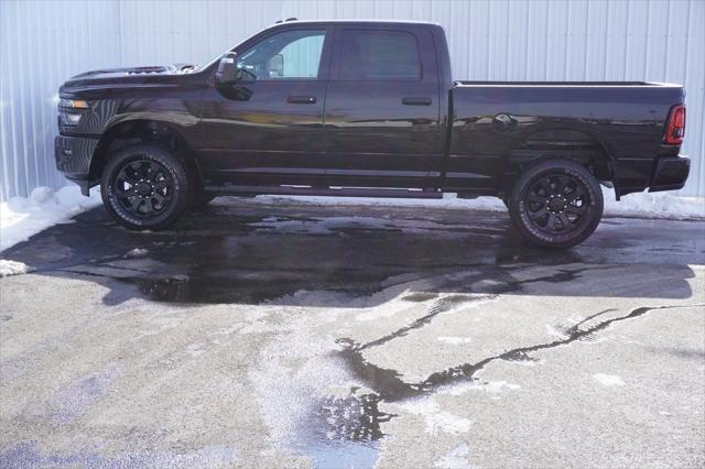 2026 RAM Ram 2500 RAM 2500 BLACK EXPRESS CREW CAB 4X4 64 BOX
