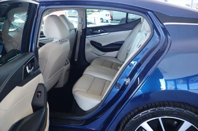 2021 Nissan Maxima SV Xtronic CVT