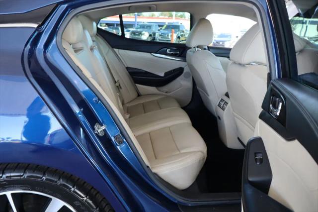 2021 Nissan Maxima SV Xtronic CVT