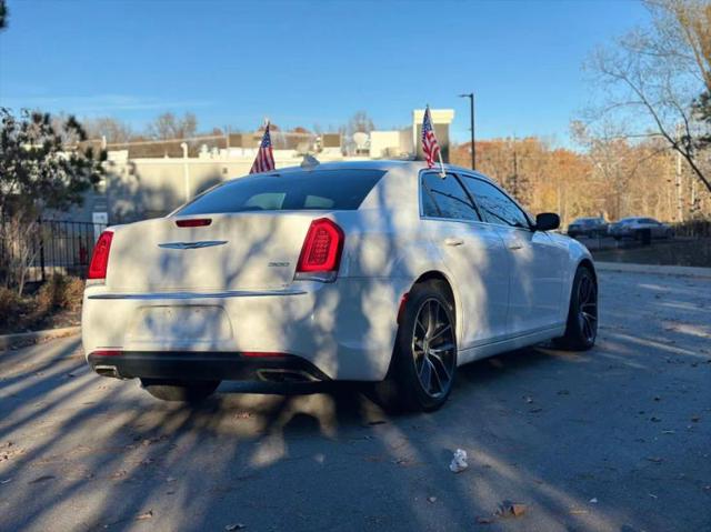 2015 Chrysler 300 Limited