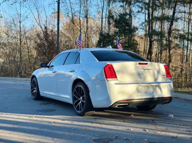 2015 Chrysler 300 Limited